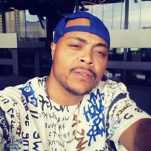 Meet your Posher, Emmanuel